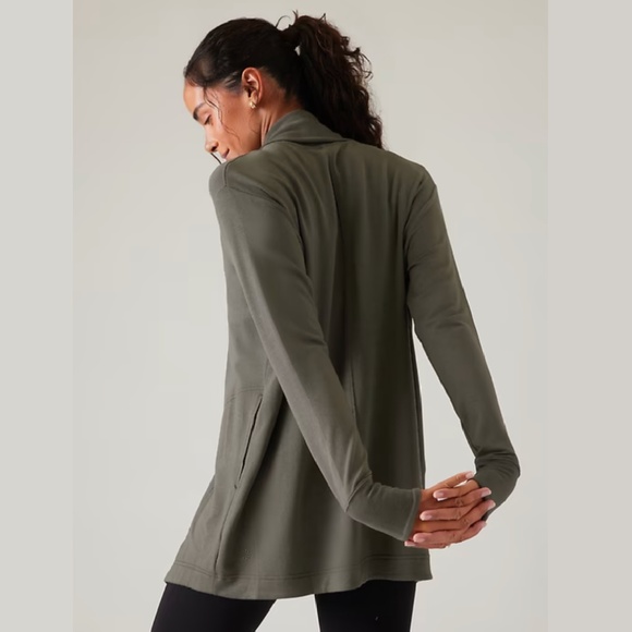 NWT Athleta Pranayama Restore Wrap - Picture 2 of 9